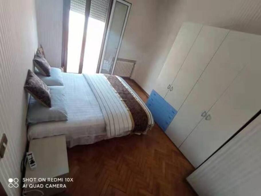 מסטרה Linda'S Apparment Rooms מראה חיצוני תמונה