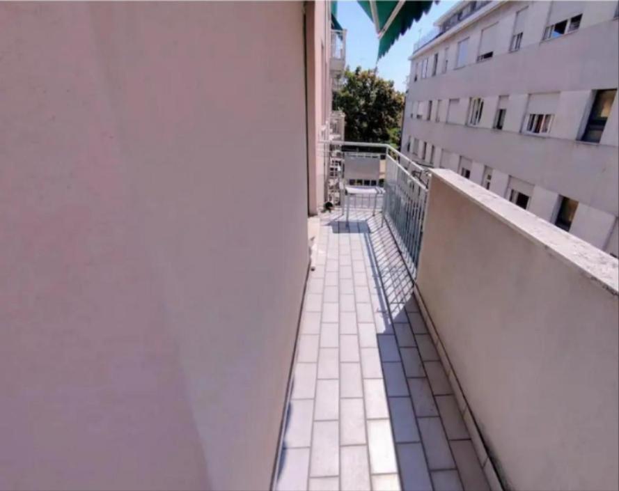 מסטרה Linda'S Apparment Rooms מראה חיצוני תמונה